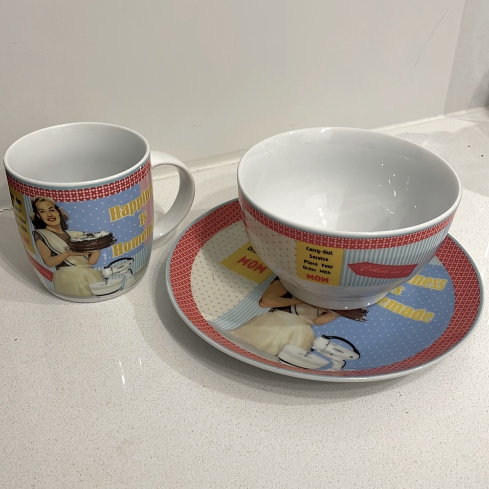 Vintage 3 Pieces Dinner Set